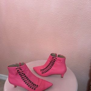 Kurt Geiger Kitten Heal Booties